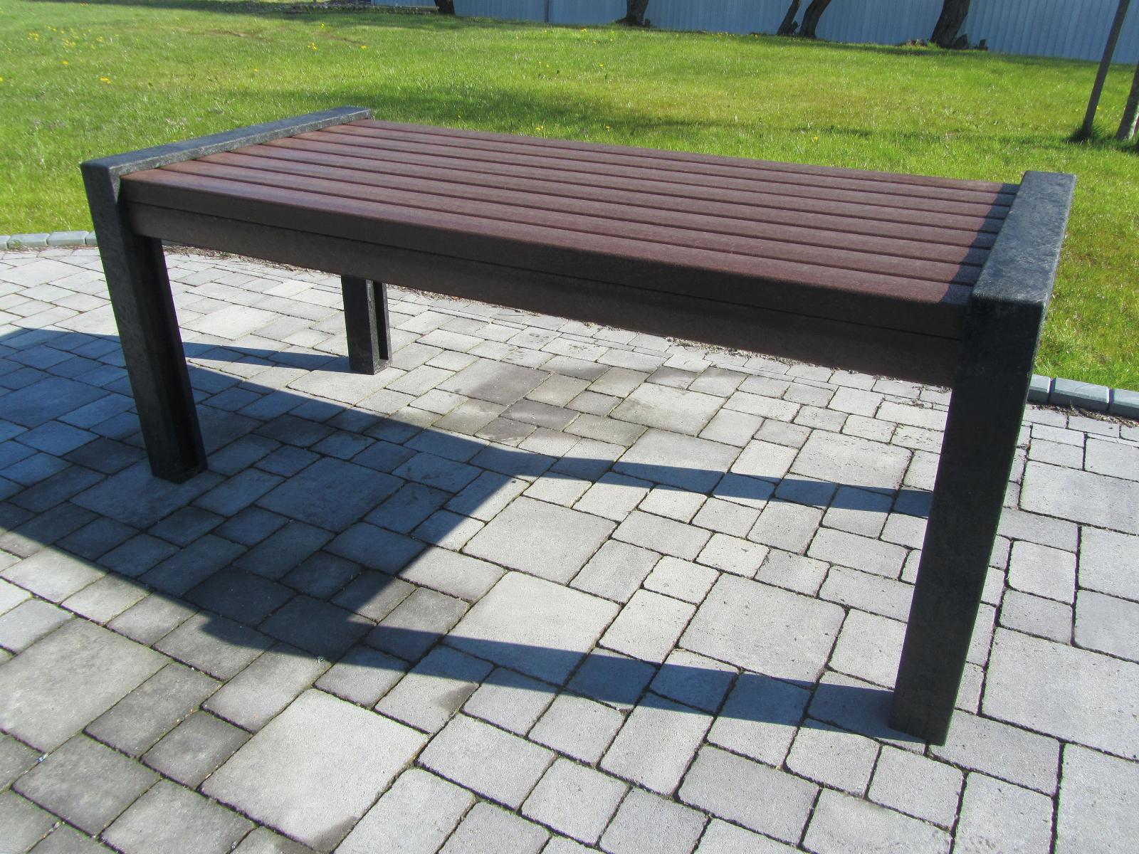 Kunststof tafels Hekman Products
